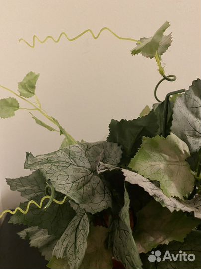 Интерьергая композиция из искусственной зелени