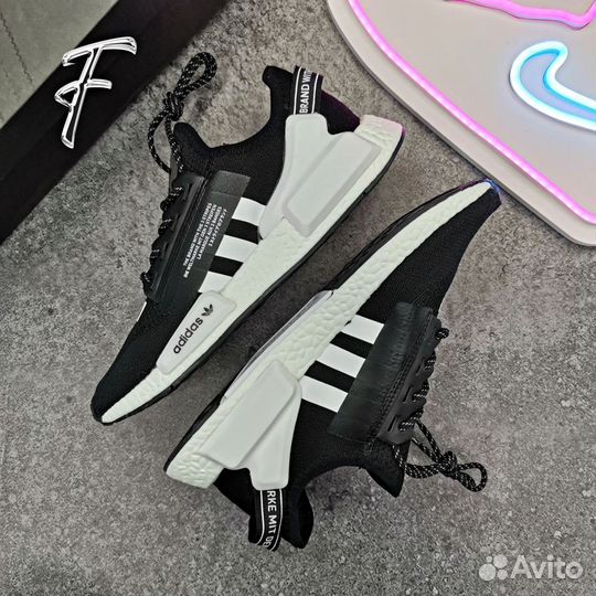 Кроссовки Adidas Новые