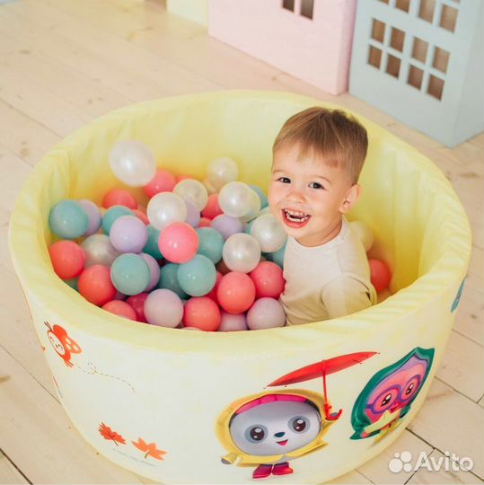Детский сухой бассейн с шариками