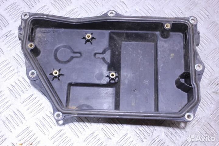 Крышка Bmw 7 e66 2001-2008