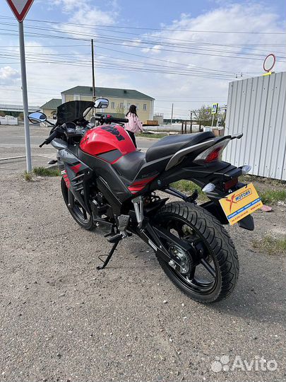 Мотоцикл racer RC300CS skyway sport красный