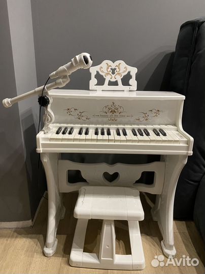 Детское музыкальное пианино