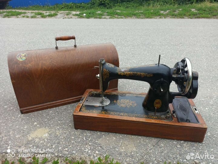 Швейная машина Подольск ручная