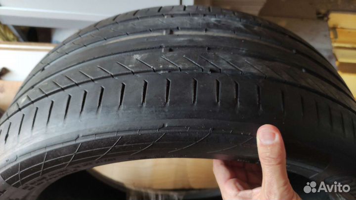 Continental ContiSportContact 5 255/40 R21 и 255/40 R21 105Y