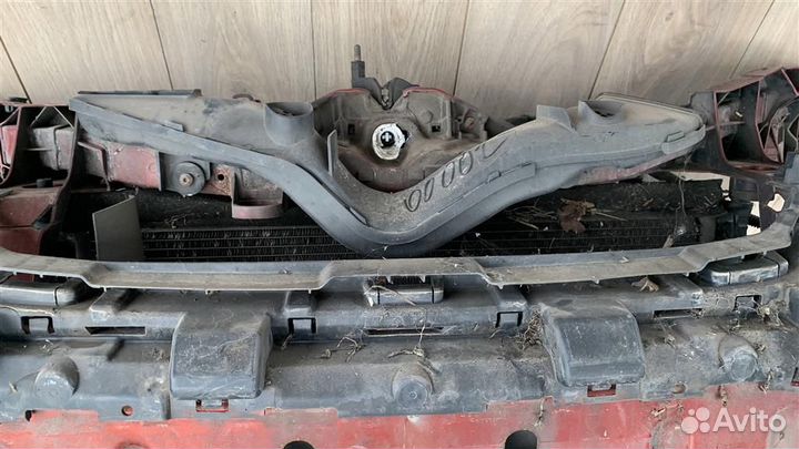 Воздухозаборник (наружный) от Ford Focus II 2008