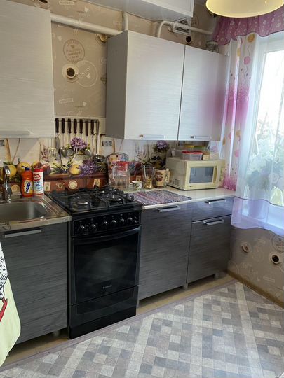 3-к. квартира, 55 м², 1/5 эт.