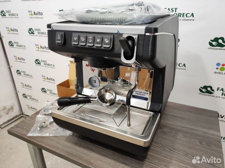 Кофемашина Nuova Simonelli Appia life 1gr V