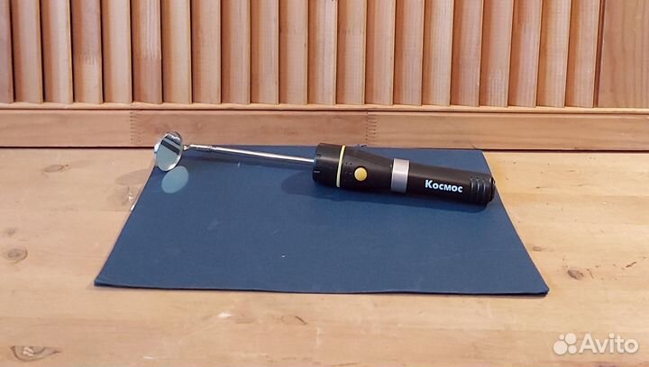 Фонарик с зеркальцем телескопический