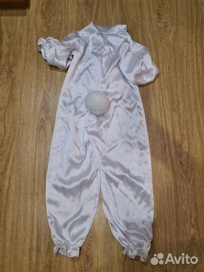 Новогодний костюм зайчика