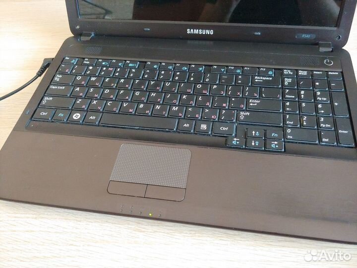 Ноутбук Samsung R540 i3 380m/ HD5470 1g/ 8gb ddr3