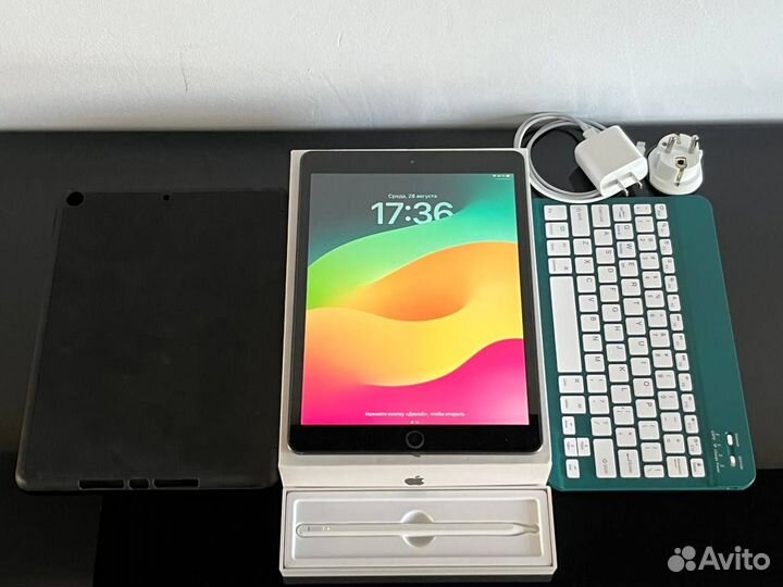 Apple iPad 7 2020 10.2 дюйма, АКБ-99%+pencil/клава