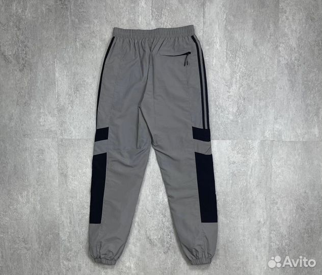 Спортивные штаны adidas