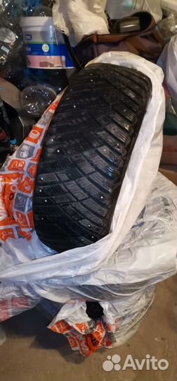Goodyear Ultragrip Ice Arctic 225/55 R17