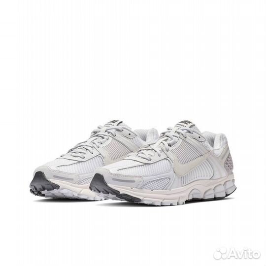 Nike Air Zoom Vomero 5 White 42/42.5/43 EUR