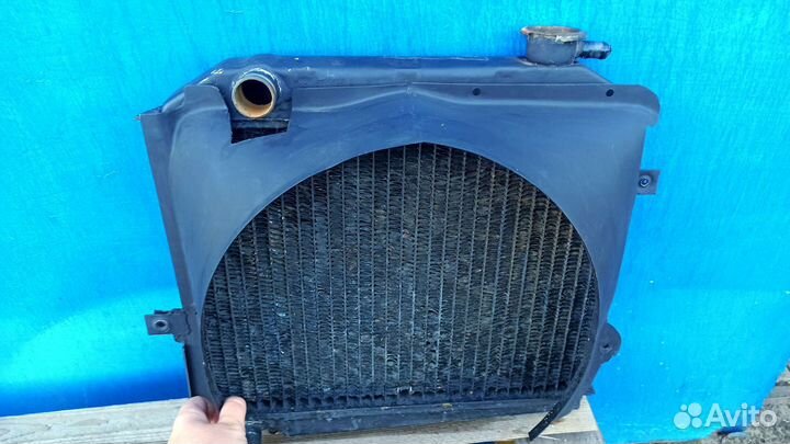 Радиатор с диффузором москвич 401-407