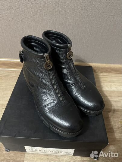 Ботинки женские