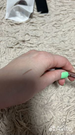 Карандаш доч губ shik garda