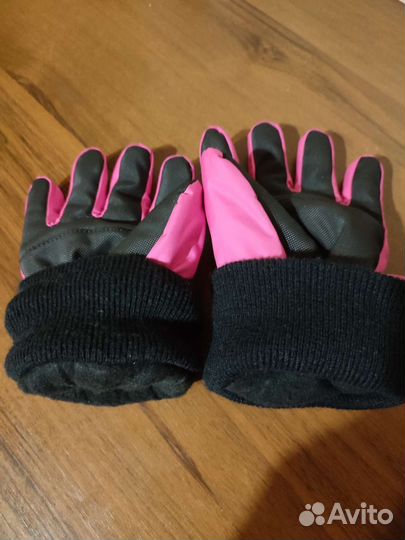 Перчатки