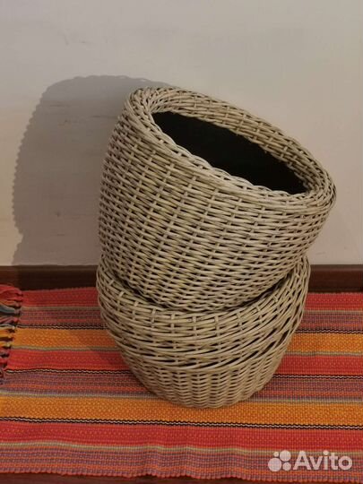 Кашпо из искусственного ротанга 10-12 литров