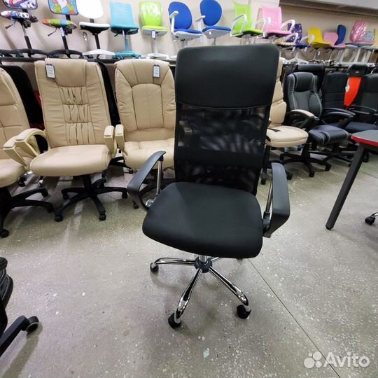 Компьютерное кресло