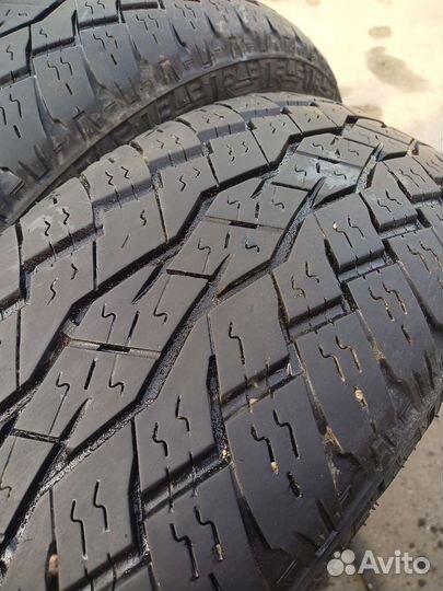 Toyo Open Country A/T Plus 215/60 R17 96V