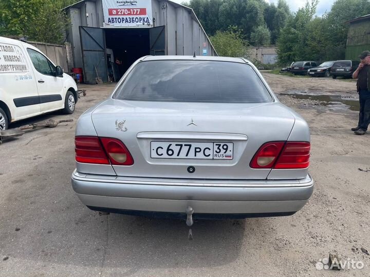 Разбор Mercedes w210, 3.0d, 136л.с., 1996 г