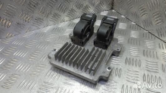 Блок управления двигателем opel astra J (8LV37PF01