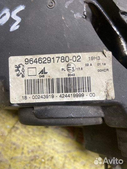 Фара передняя правая Peugeot 307 3A/C TU5JP4 2002