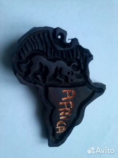 Сувениры из дерева и камня