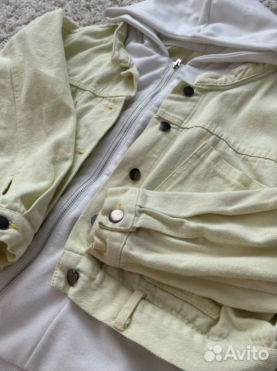 Куртка джинсовая