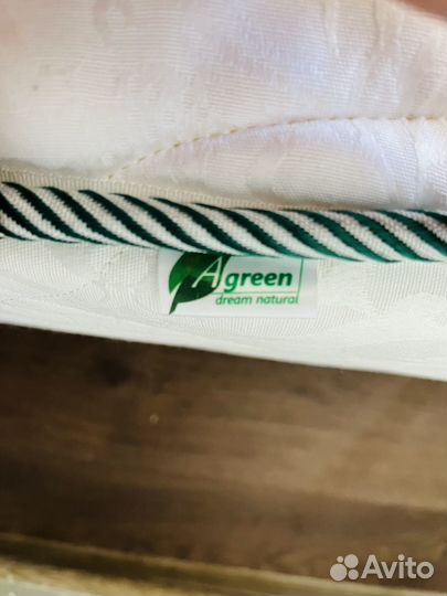 Матрас с основанием 180х200