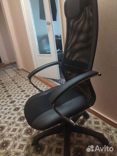 Компьютерное кресло