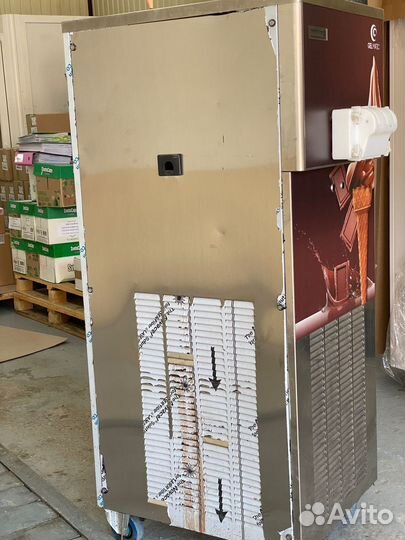 Автомат (фризер) для мягкого мороженого Gel matic