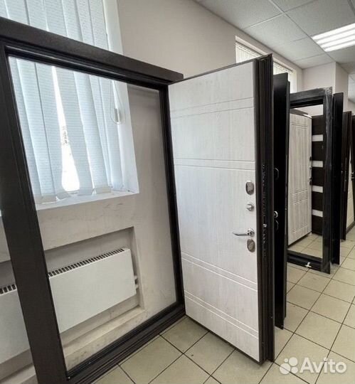 Входная Дверь в дом термо с бесплатной установкой