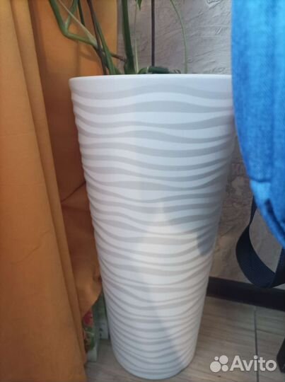 Кашпо для цветов напольное