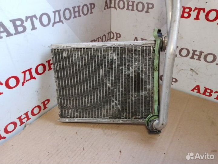 Радиатор печки Peugeot 308