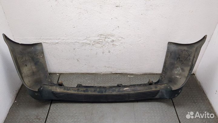 Бампер задний Dodge Caravan, 2006