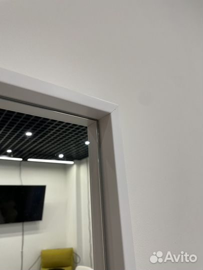 Зеркало настенное