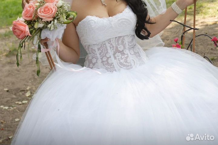 Свадебное платье, пышное