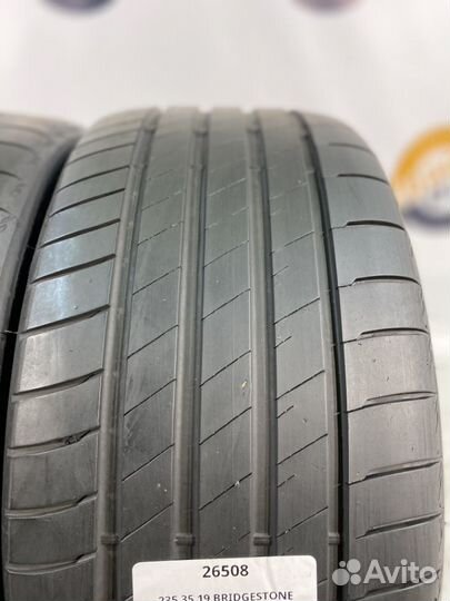 Bridgestone Potenza S005 235/35 R19 92Y