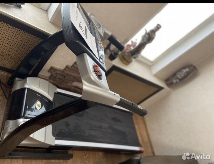 Беговая дорожка T505 terra