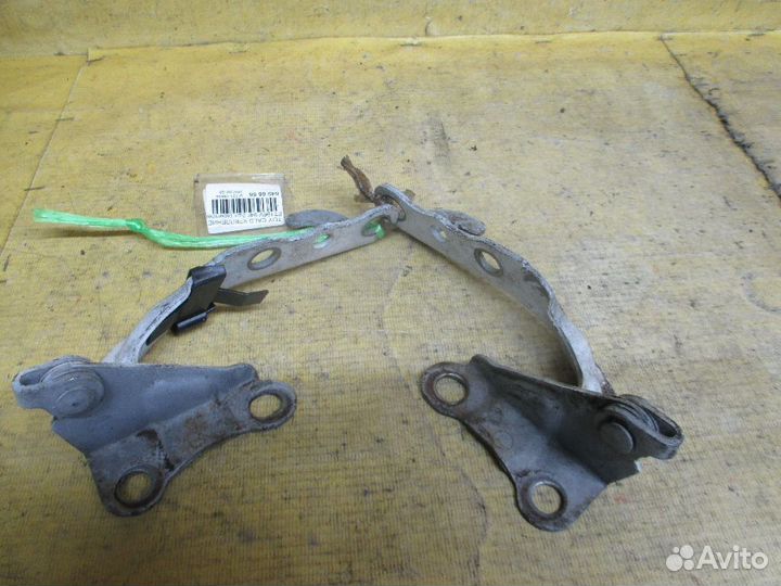 Петля капота Toyota Caldina ET196V