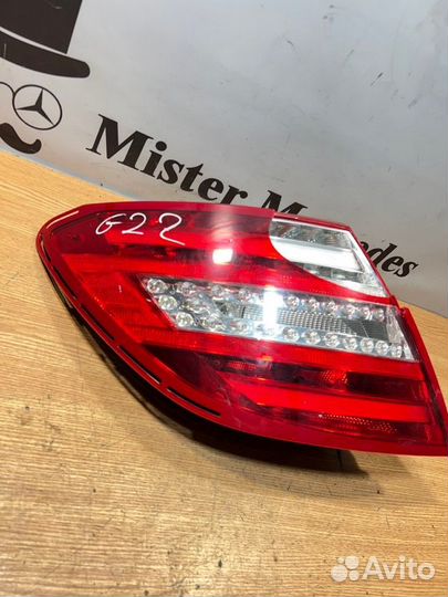 Фонарь задний левый Mercedes-Benz C-Class C250
