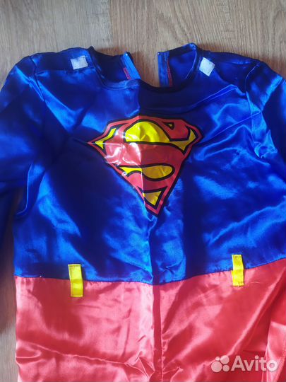Костюм супермена