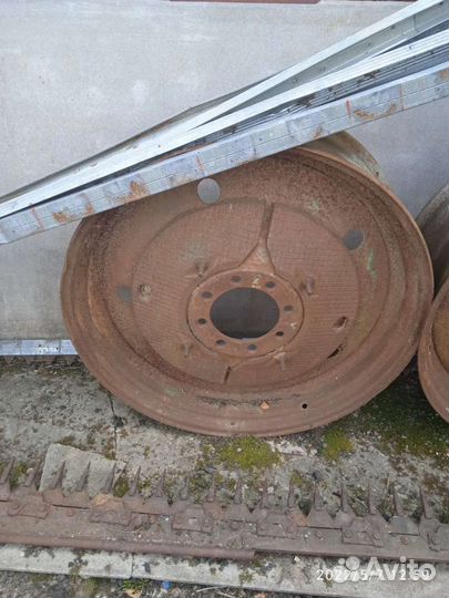 Диски на трактор