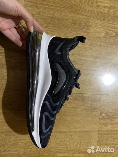 Кроссовки Nike air max 720