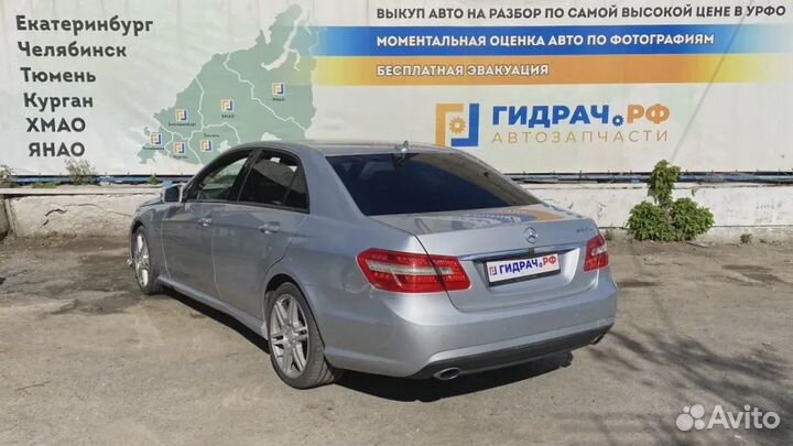 Замок багажника Mercedes-Benz E-Class 200 (W212) A