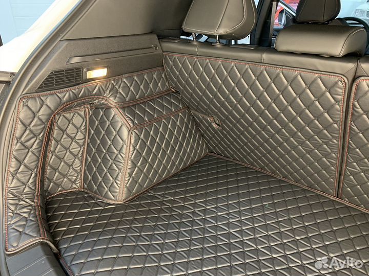 3Д коврики в багажник Audi Q2 -Q8