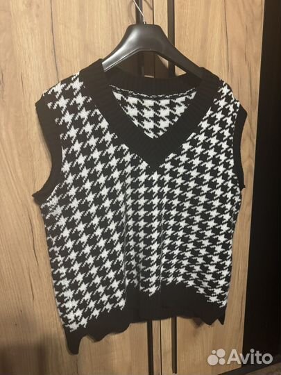 Жилетка женская