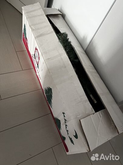 Елка искусственная